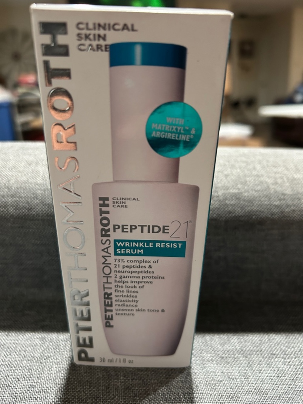 Peter Thomas Roth Peptide 21 Wrinkle Resist Serum White with Teal Accents